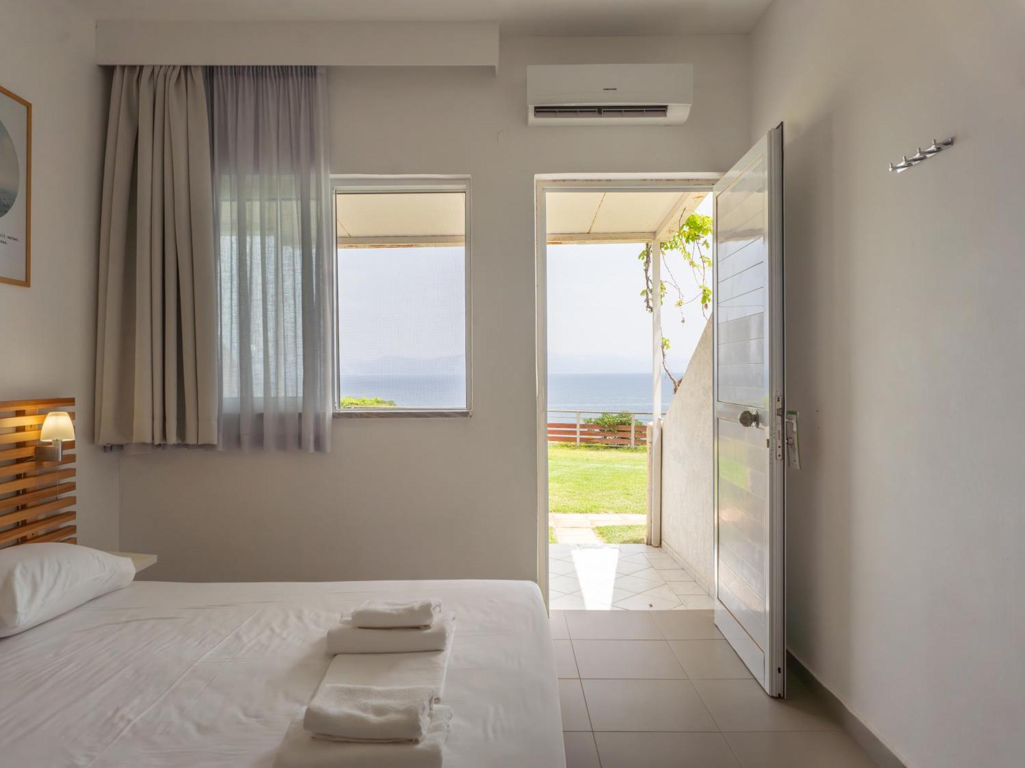Niforeika Beach Hotel Eksteriør bilde