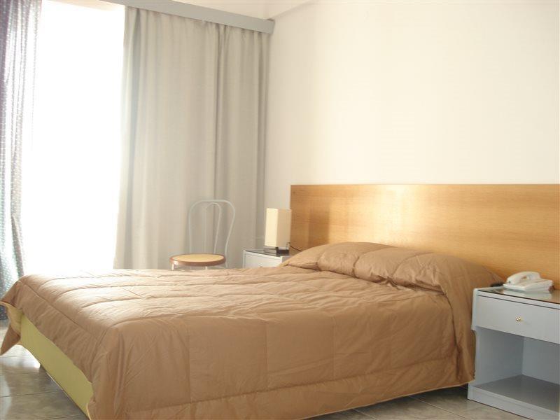 Niforeika Beach Hotel Eksteriør bilde