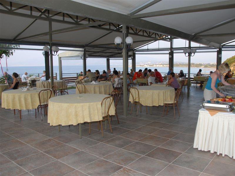 Niforeika Beach Hotel Eksteriør bilde