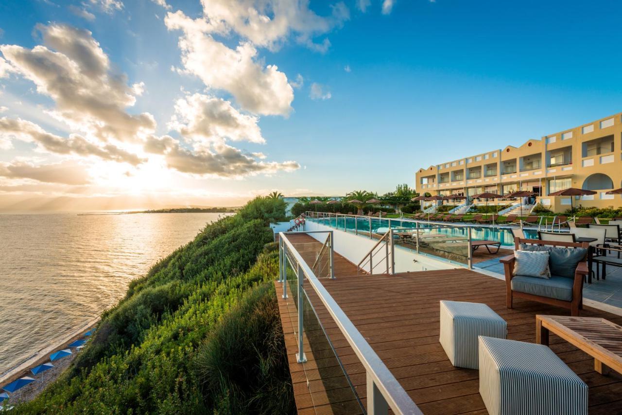 Niforeika Beach Hotel Eksteriør bilde